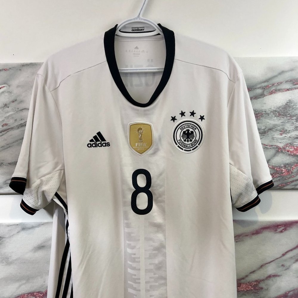 2015-16 Germany Home Shirt, Ozil #8
